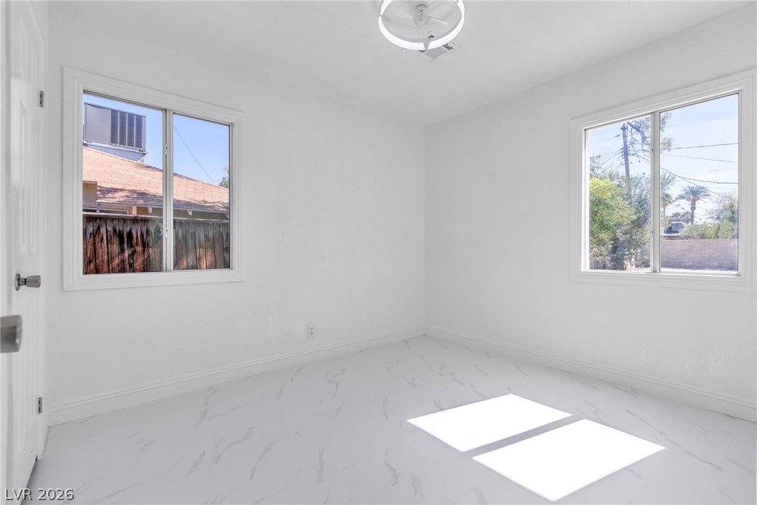 1604 Lewis Avenue Property Photo 14