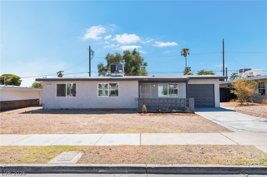 2320 East Oakey Boulevard Property Photo 1