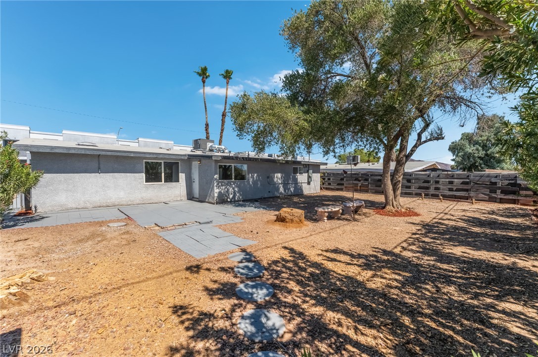 2320 East Oakey Boulevard Property Photo 30