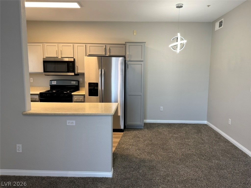 2291 West Horizon Ridge Parkway 5228 Property Photo 6