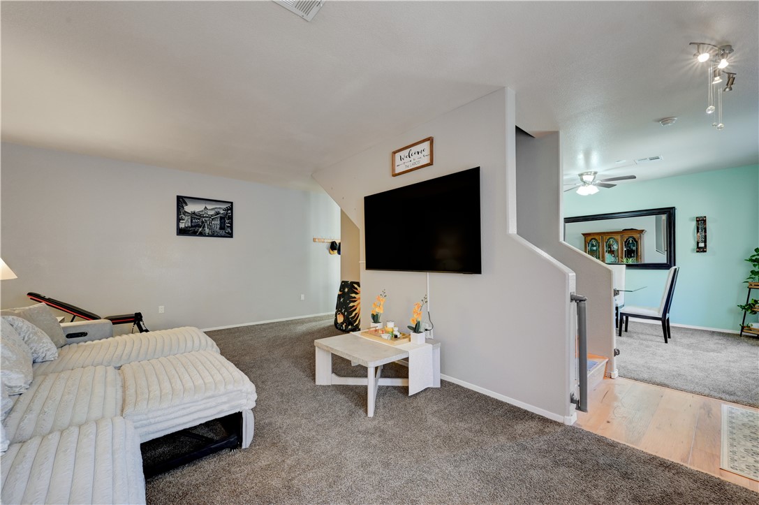 2050 North Los Feliz Street 183 Property Photo 10