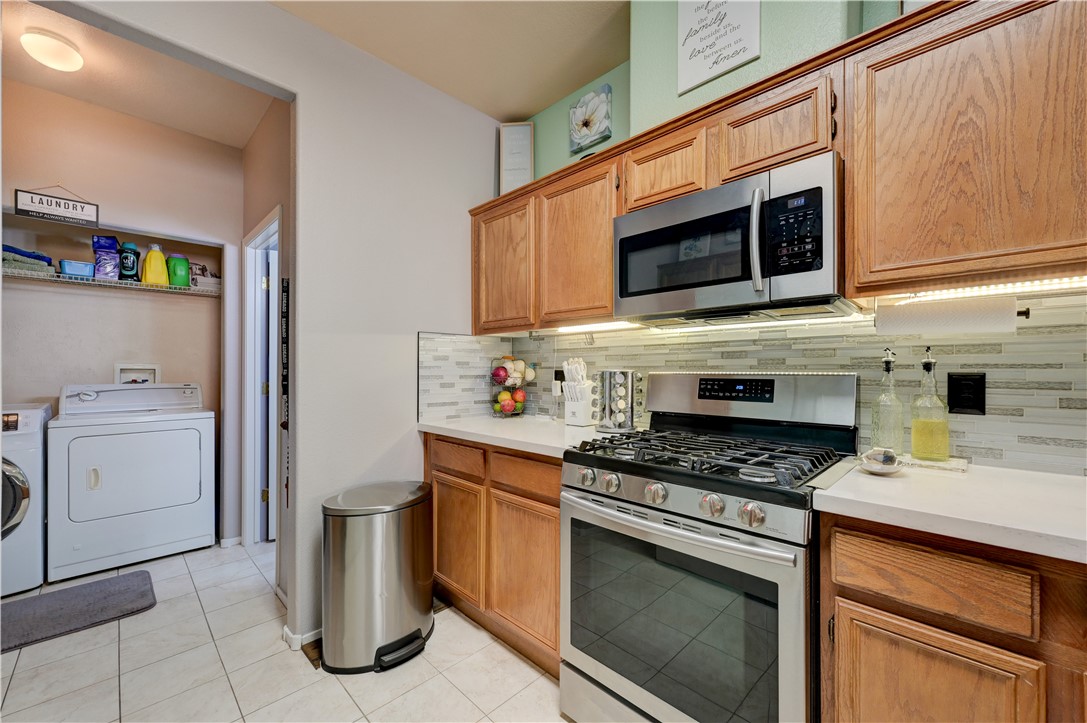 2050 North Los Feliz Street 183 Property Photo 21