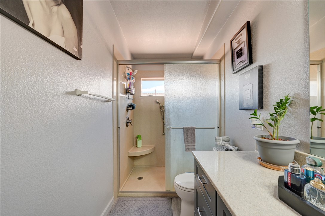 2050 North Los Feliz Street 183 Property Photo 40
