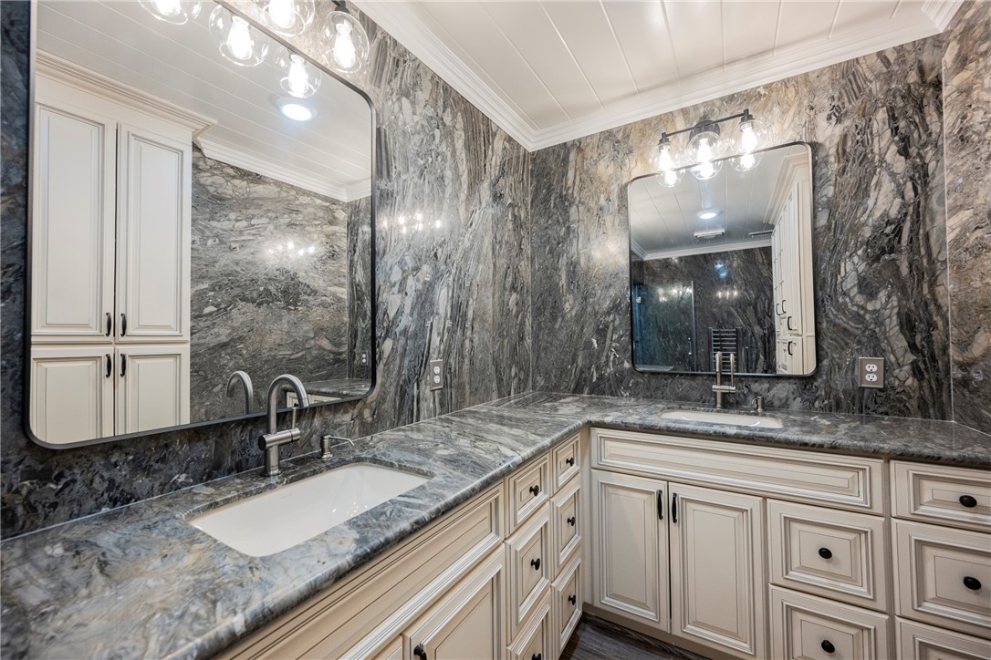 6480 Bristlecone Circle Property Photo 8