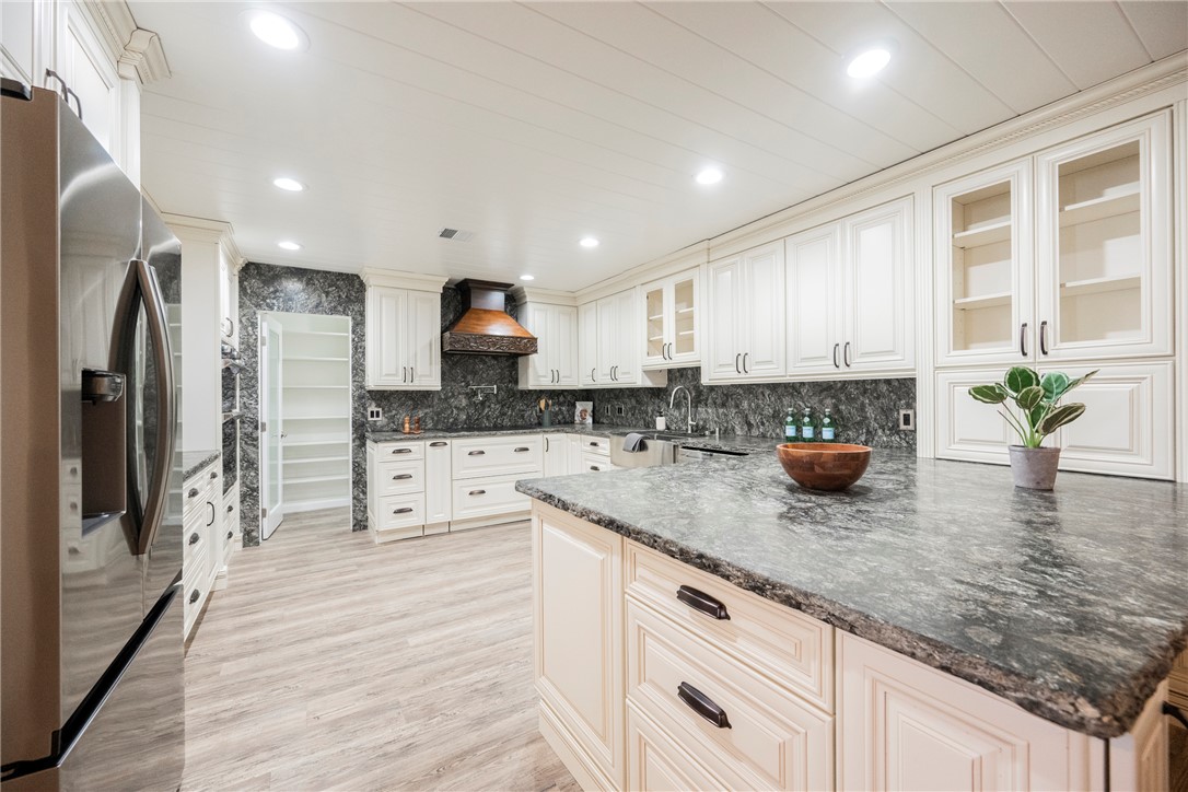 6480 Bristlecone Circle Property Photo 9