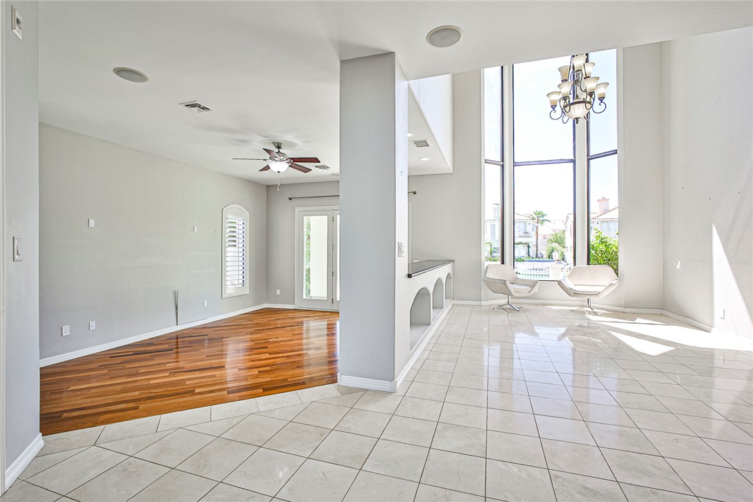 3137 Beach View Court Property Photo 11