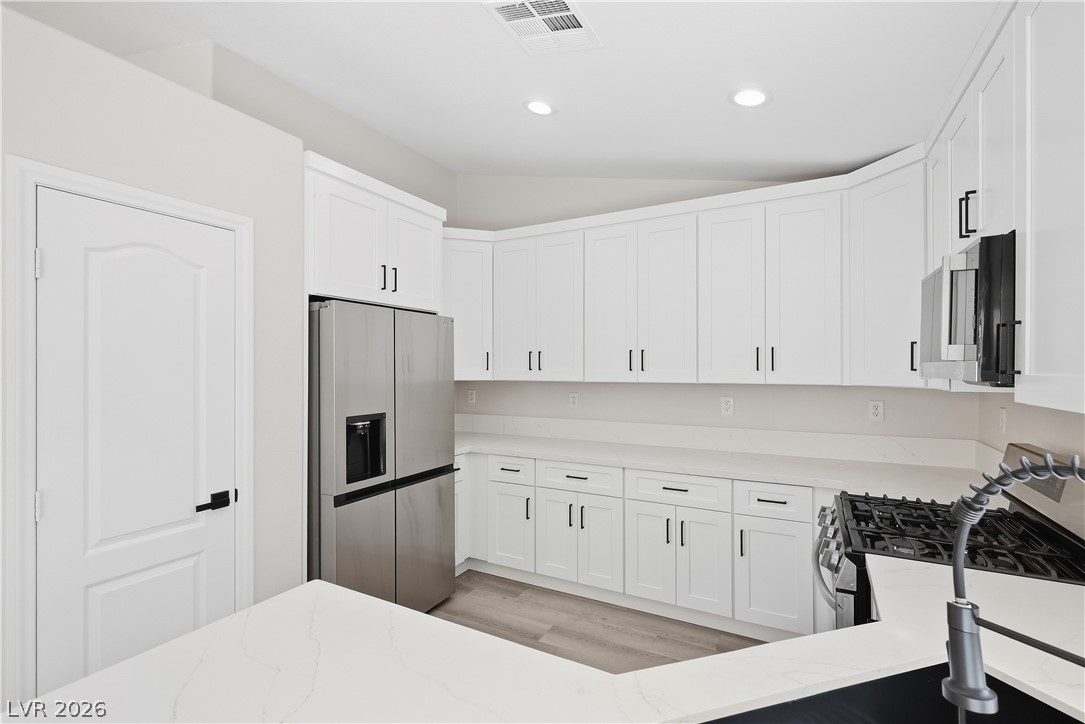 6983 Flowering Willow Street Property Photo 12