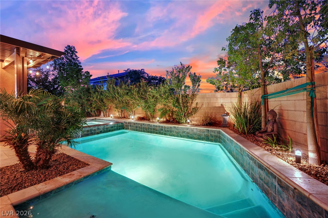 11018 Winter Rise Street Property Photo 4