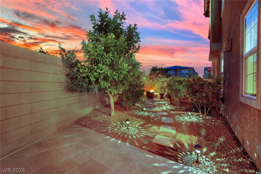 11018 Winter Rise Street Property Photo 11