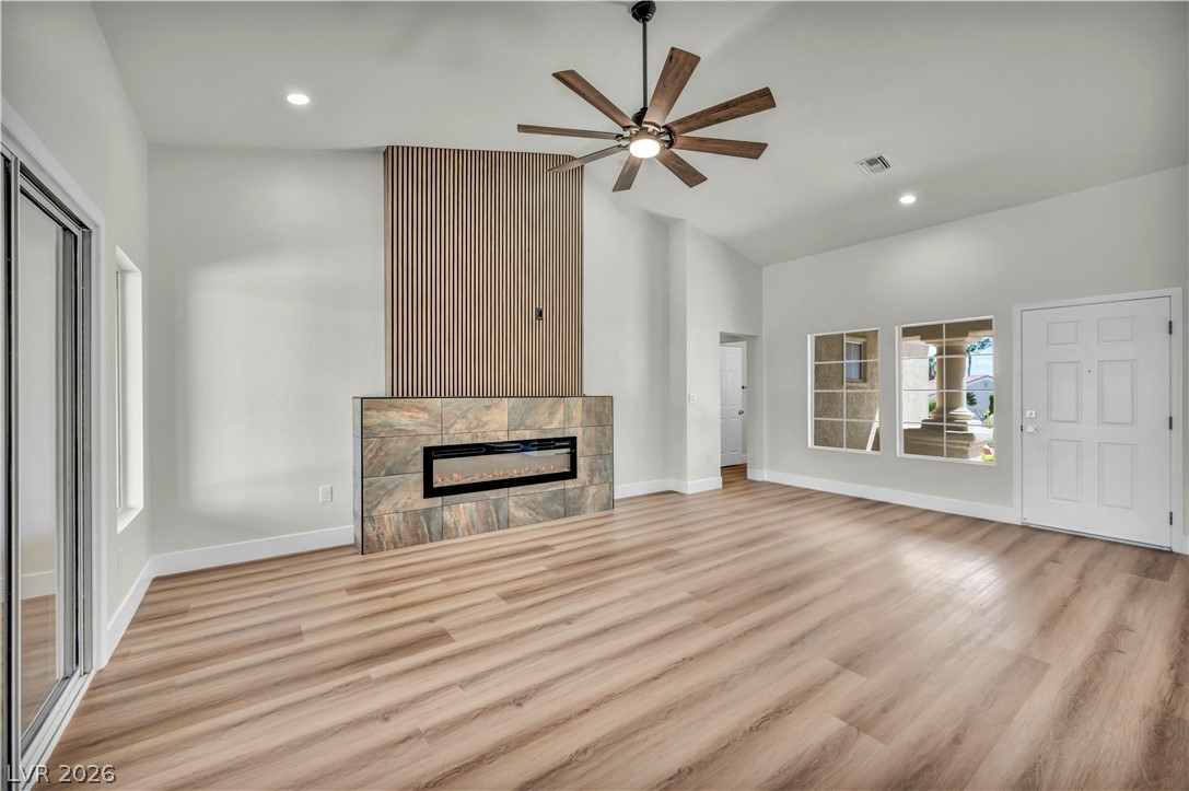 9912 Rosamond Drive Property Photo 8