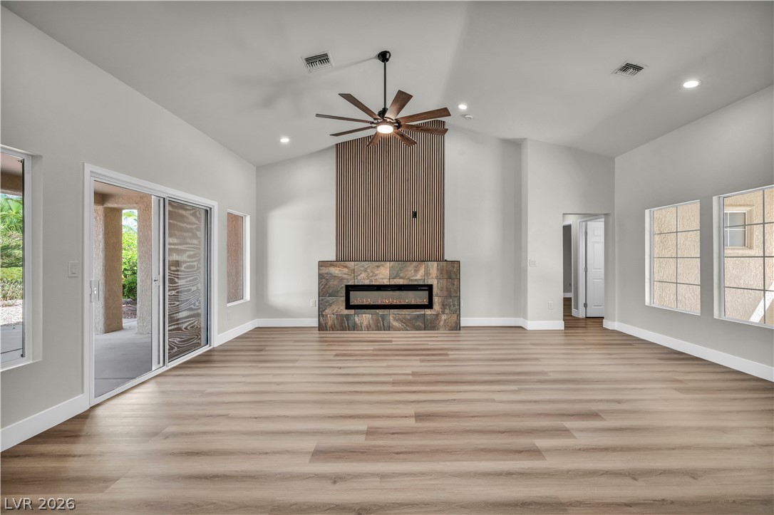 9912 Rosamond Drive Property Photo 10