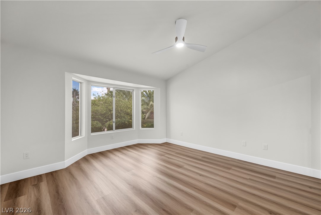 9912 Rosamond Drive Property Photo 16