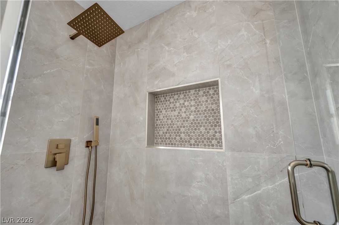9912 Rosamond Drive Property Photo 24