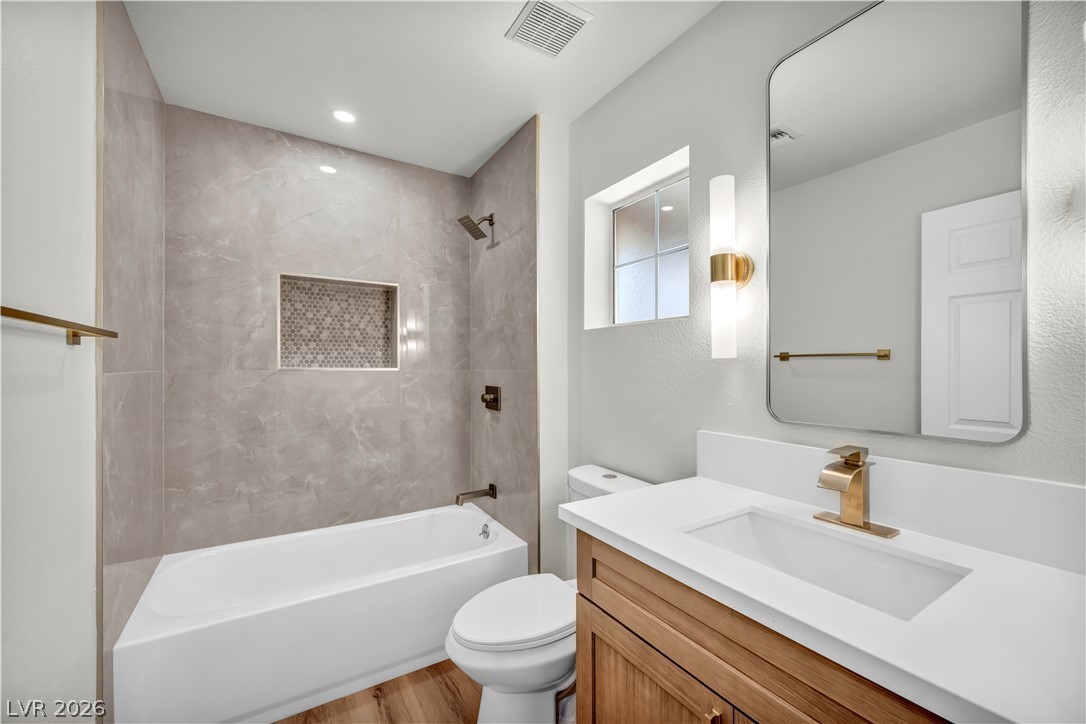9912 Rosamond Drive Property Photo 26