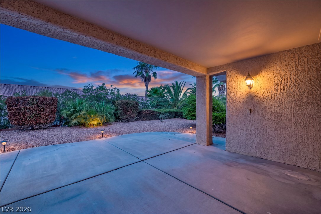 9912 Rosamond Drive Property Photo 38