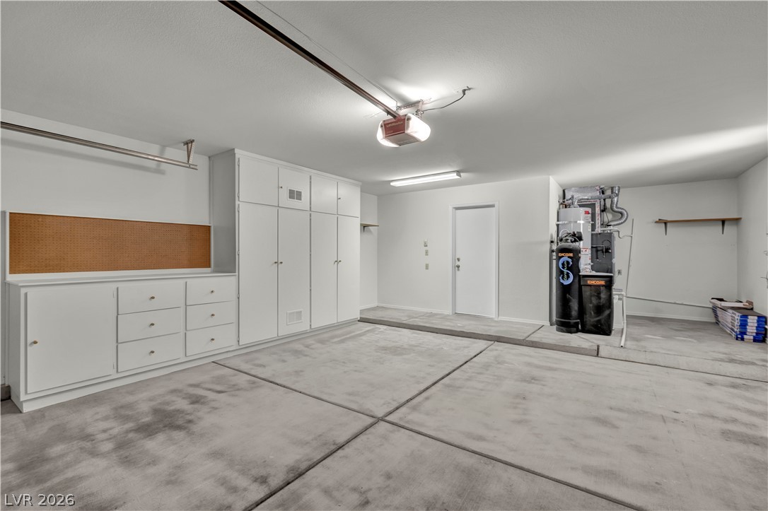 9912 Rosamond Drive Property Photo 42