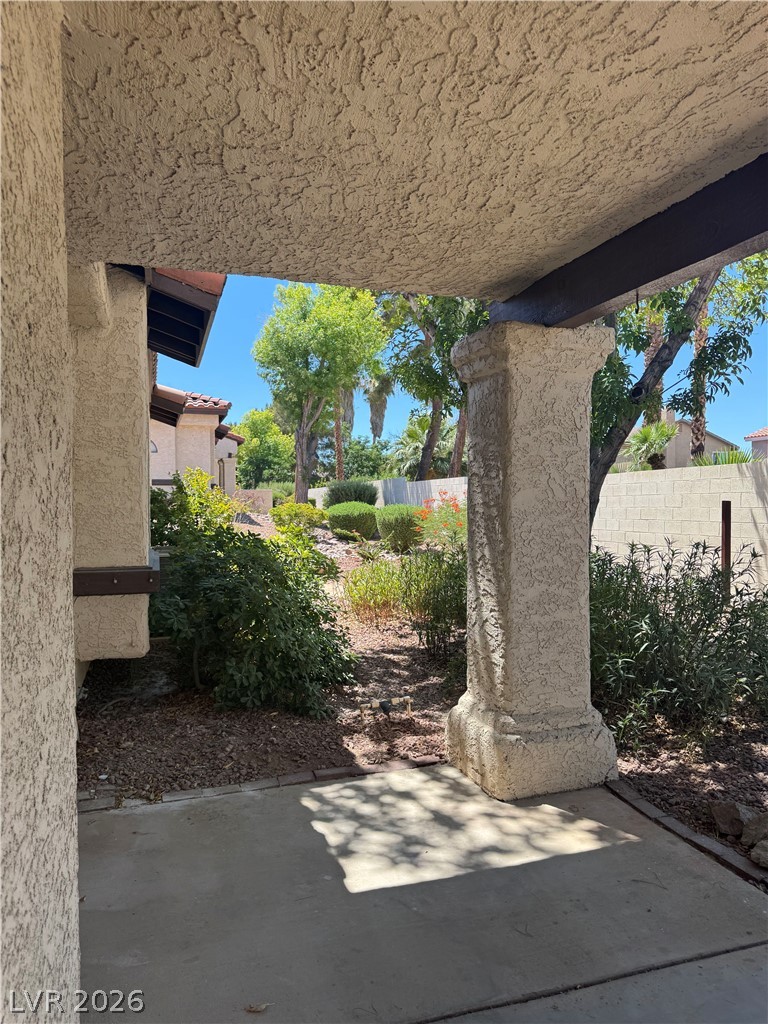 3115 La Mancha Way Property Photo 17