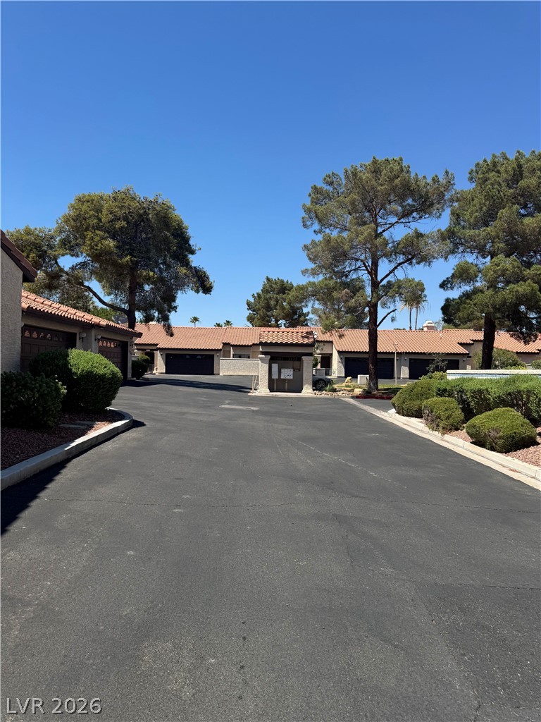 3115 La Mancha Way Property Photo 20