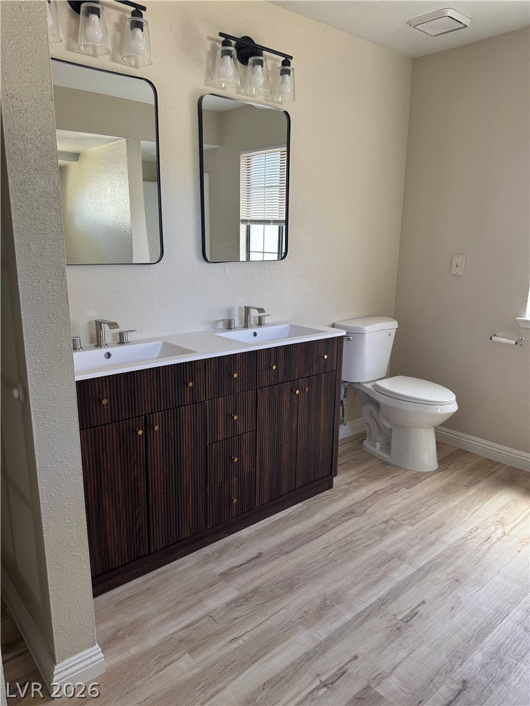 3115 La Mancha Way Property Photo 23