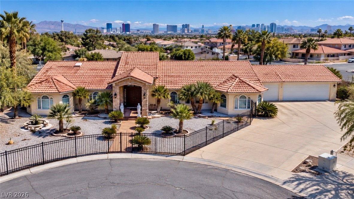 3272 Crystal Palm Court
