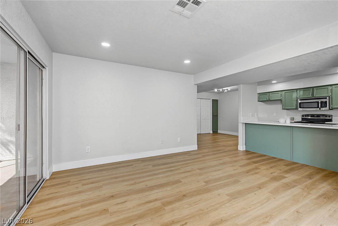 2725 South Nellis Boulevard 1017 Property Photo 9