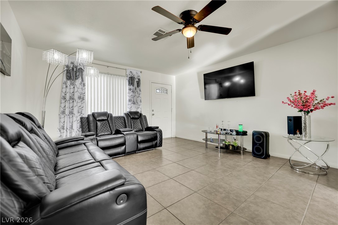 5230 Morris Street Property Photo 6