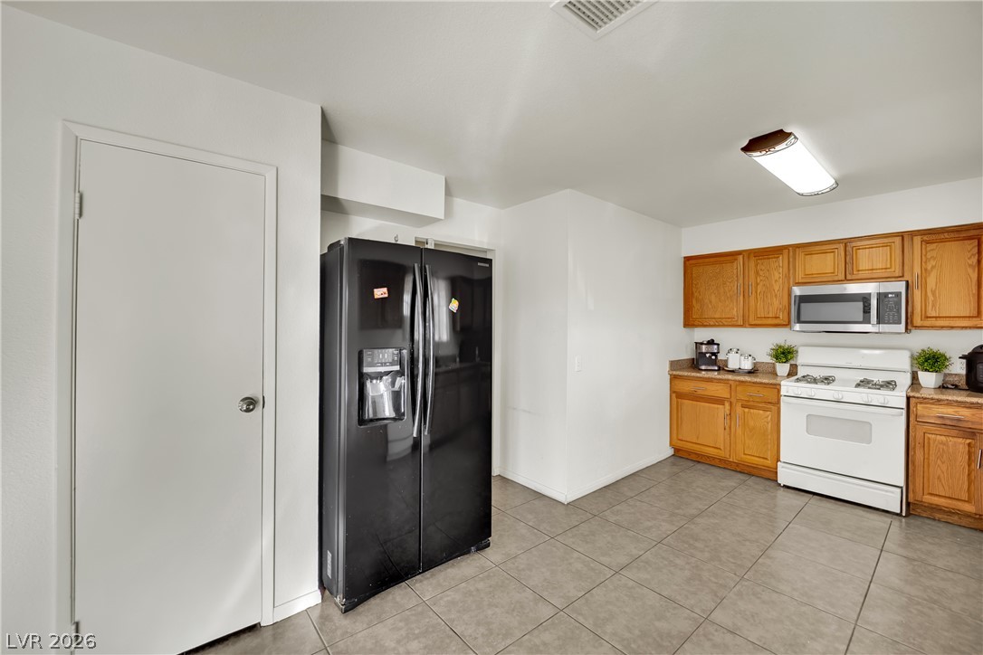 5230 Morris Street Property Photo 10