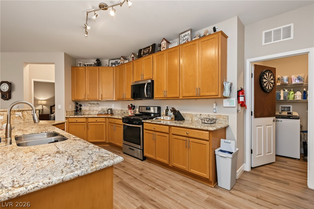 9182 Parkstone Avenue Property Photo 18