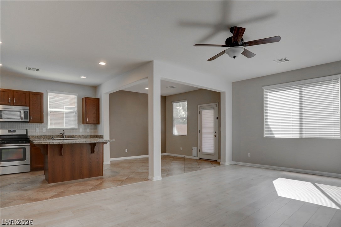7623 Houston Peak Street Property Photo 3
