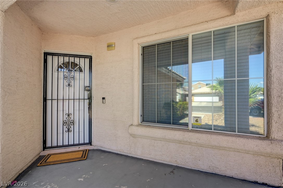 6553 Wild River Drive Property Photo 4