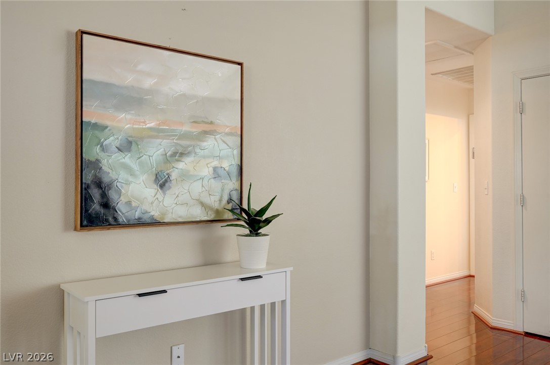 6553 Wild River Drive Property Photo 5