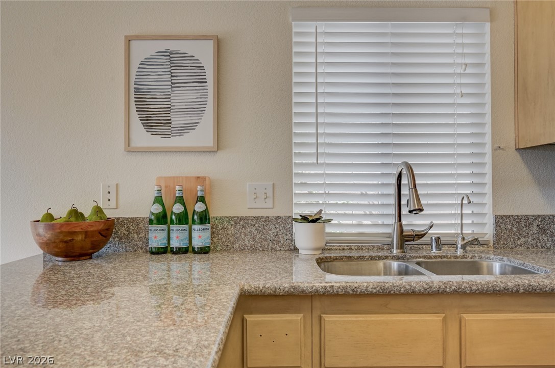 6553 Wild River Drive Property Photo 13