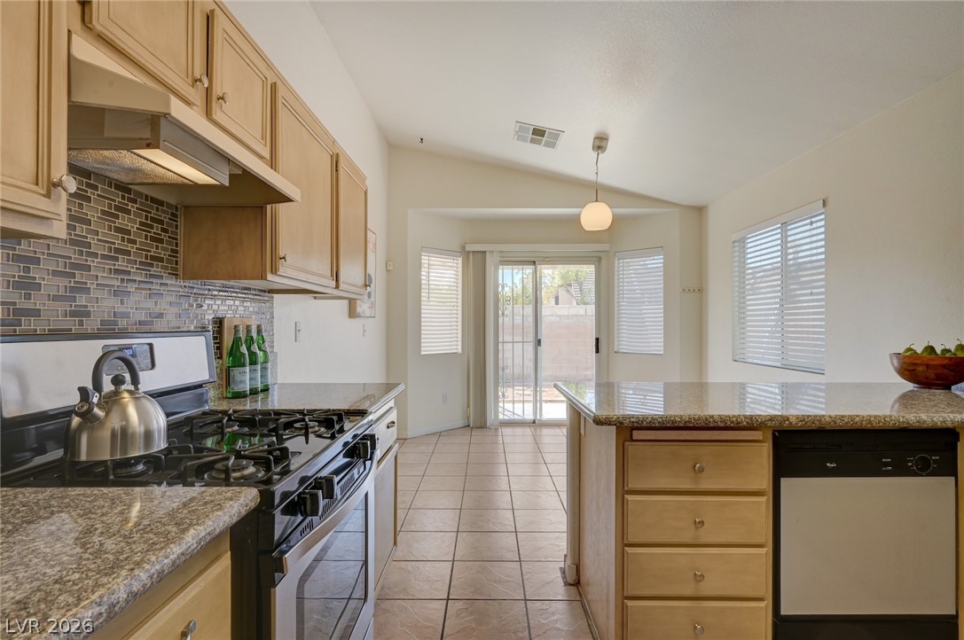 6553 Wild River Drive Property Photo 16