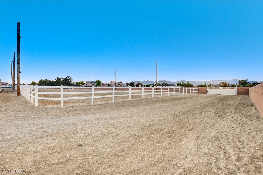 6460 Racel Street Property Photo 27