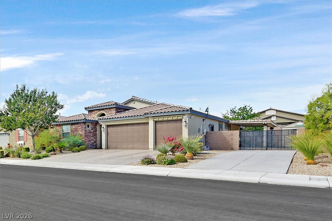 5121 Royal Indigo Street Property Photo 1