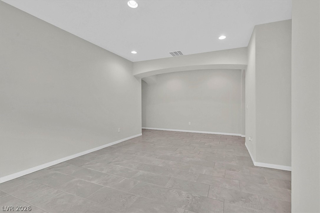 5121 Royal Indigo Street Property Photo 4