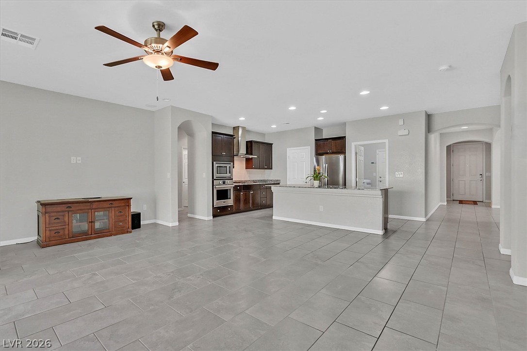 5121 Royal Indigo Street Property Photo 8