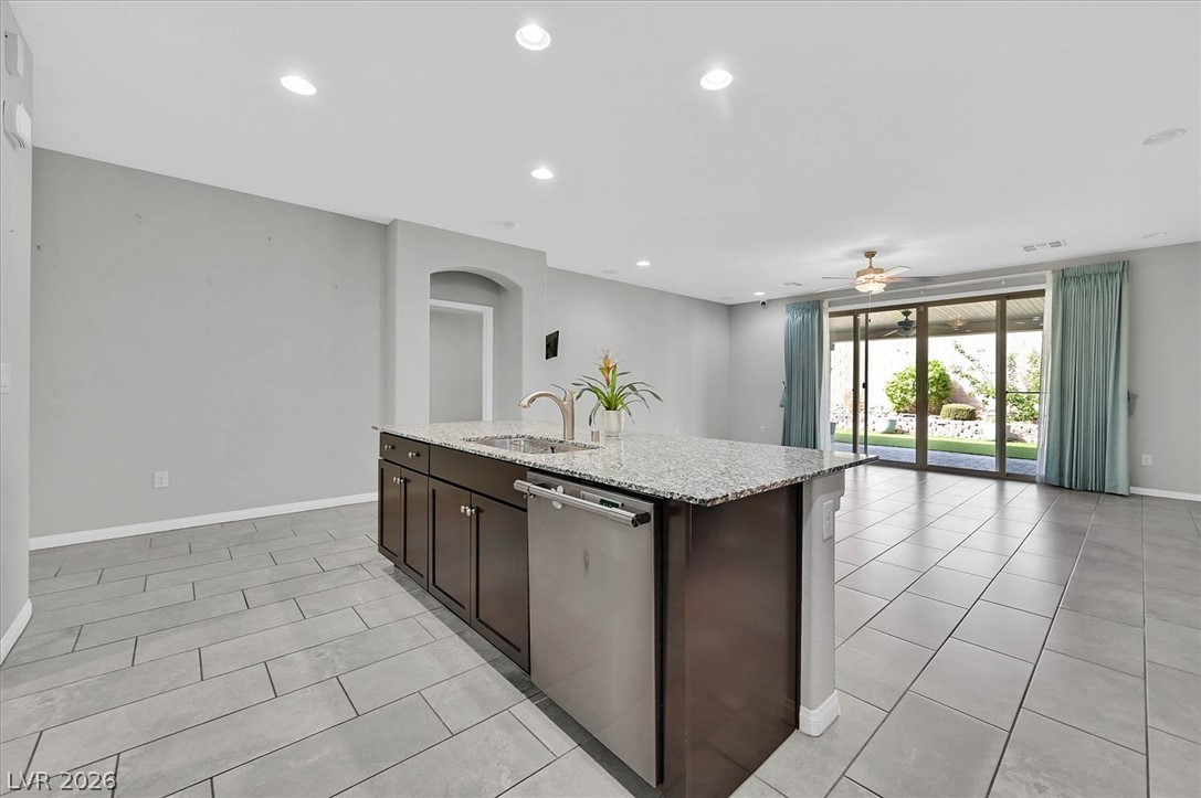 5121 Royal Indigo Street Property Photo 11