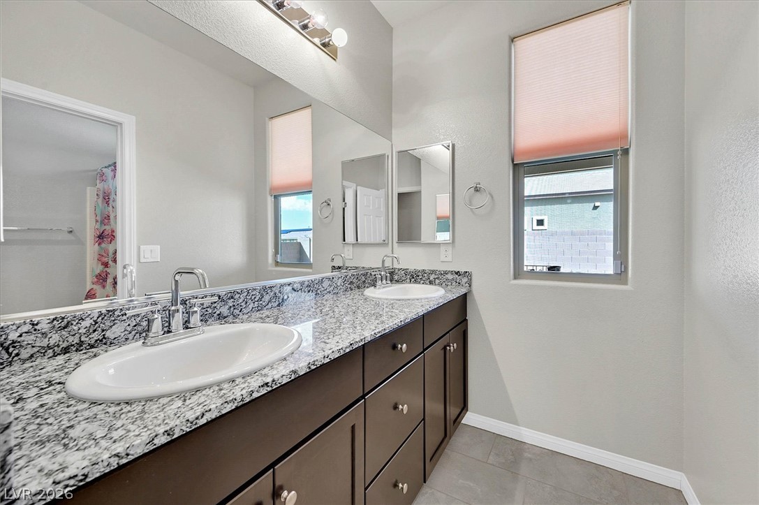 5121 Royal Indigo Street Property Photo 24