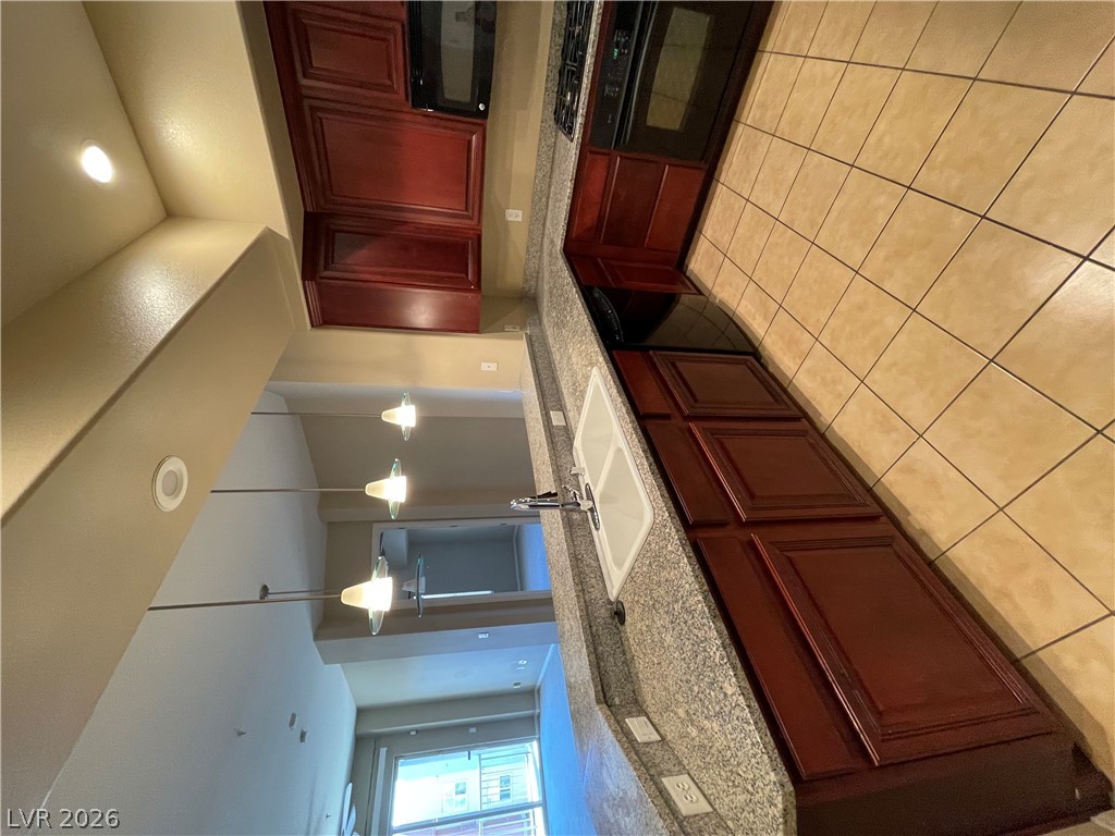32 East Serene Avenue 407 Property Photo 5