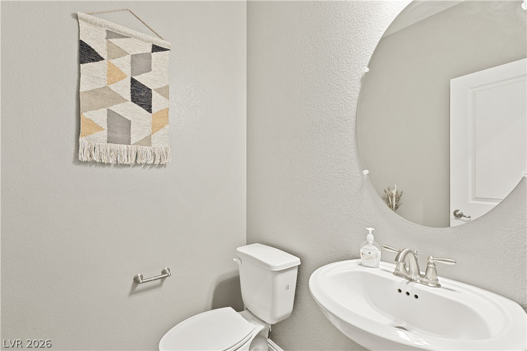 7980 Calito Street Property Photo 8