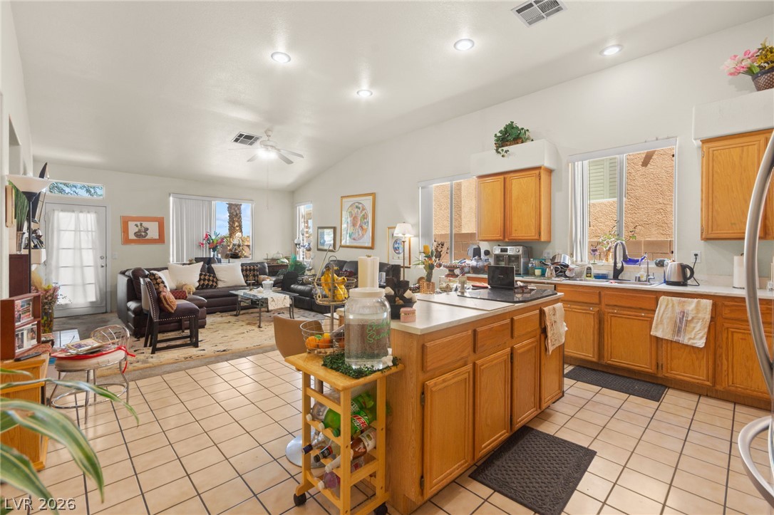 2364 Kenneth Avenue Property Photo 15