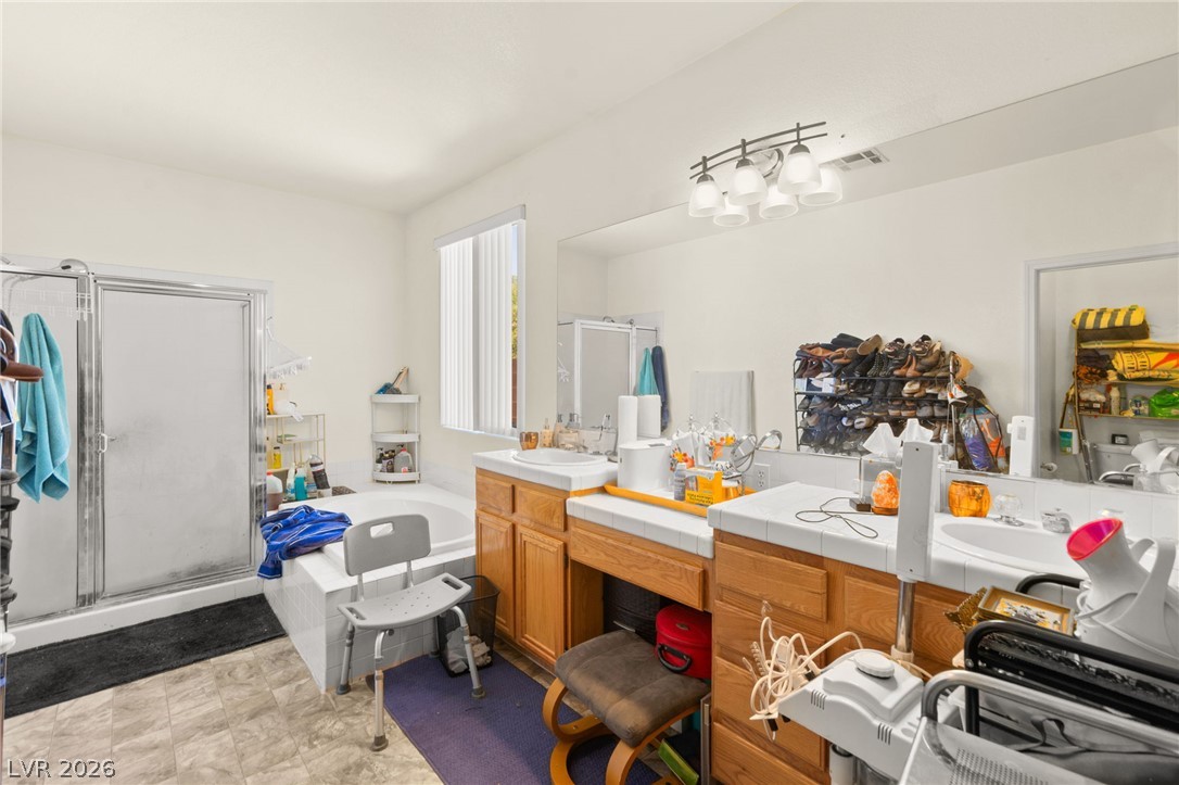 2364 Kenneth Avenue Property Photo 32