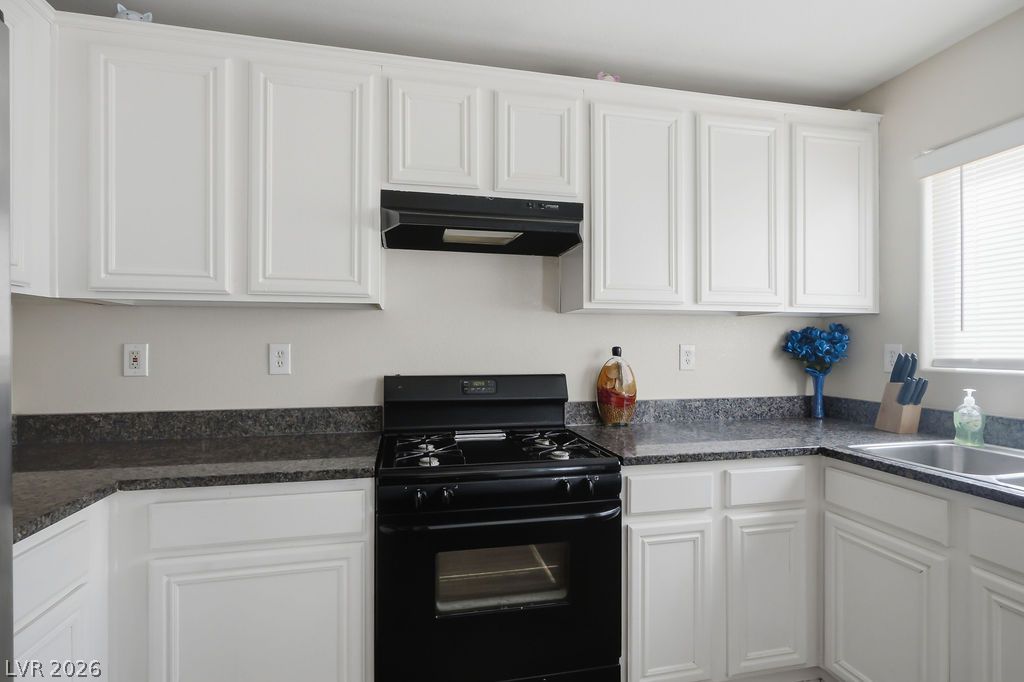6269 Chuparosa Court Property Photo 14