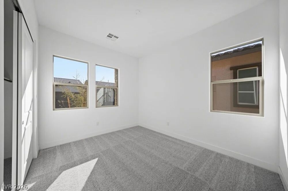 374 Tigullio Avenue Property Photo 27