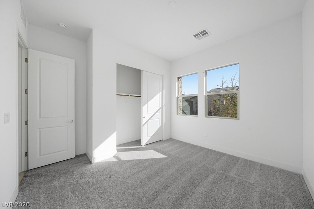 374 Tigullio Avenue Property Photo 28