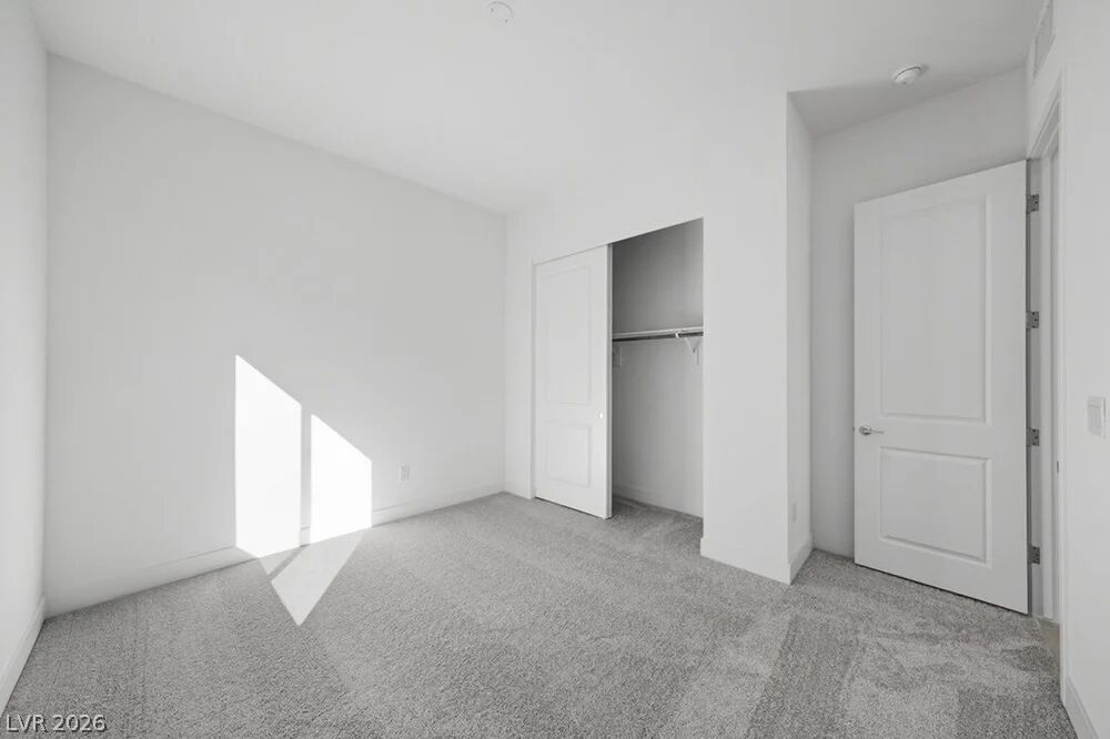374 Tigullio Avenue Property Photo 30