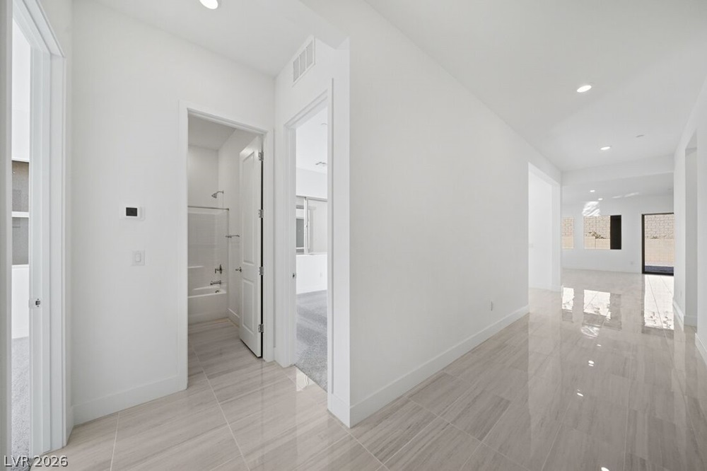 374 Tigullio Avenue Property Photo 32