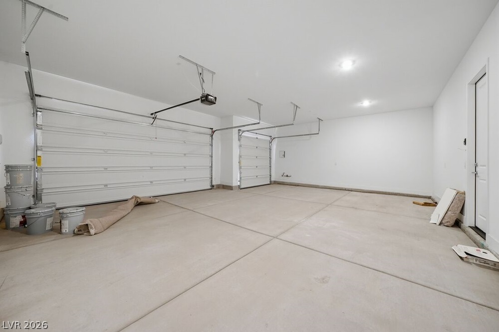 374 Tigullio Avenue Property Photo 37