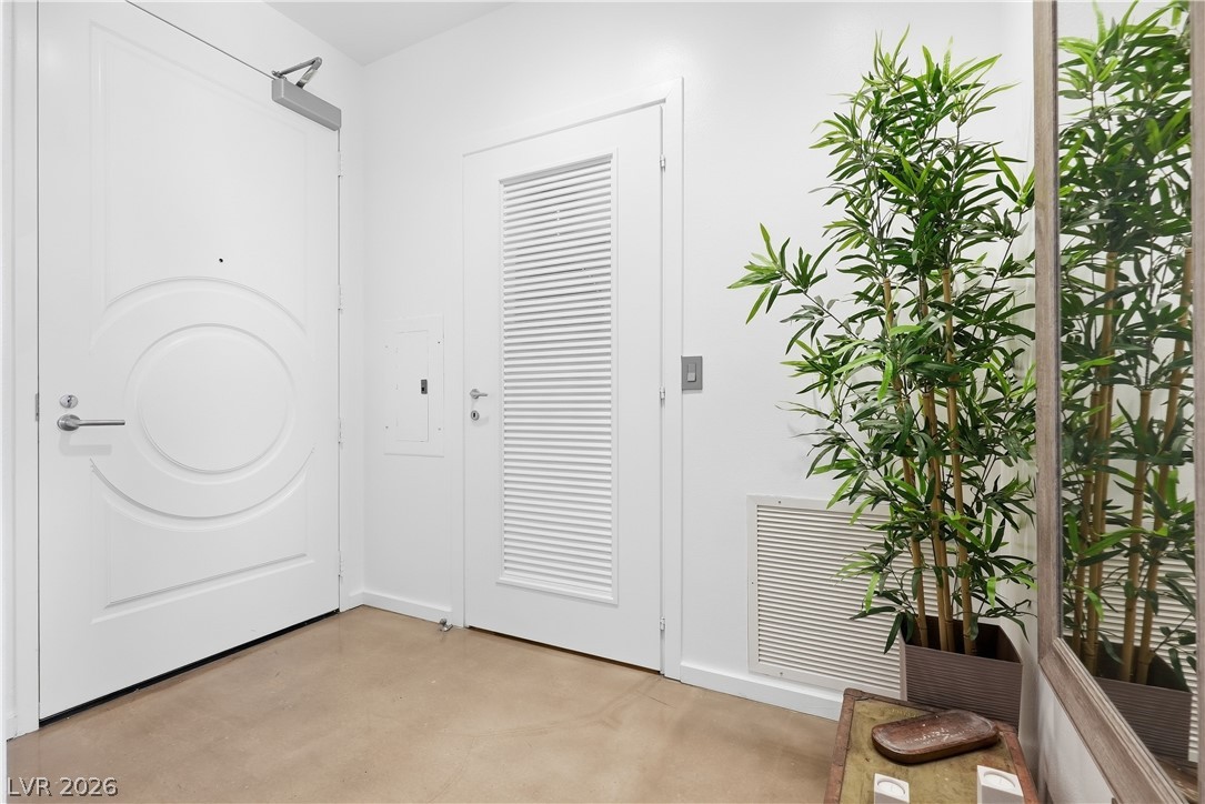 900 South Las Vegas Boulevard 702 Property Photo 10